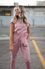 Load image into Gallery viewer, One-Piece Scrubsuit in Pink
